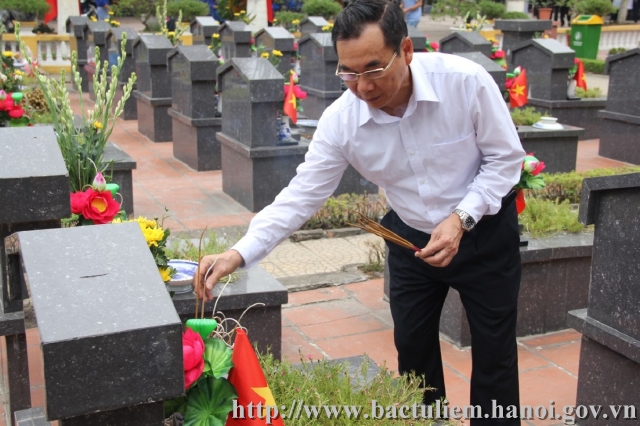 Description: C:\Users\Administrator\Pictures\2020-07-27 hop sep vinh thuong cat nghia trang\hop sep vinh thuong cat nghia trang 254.JPG
