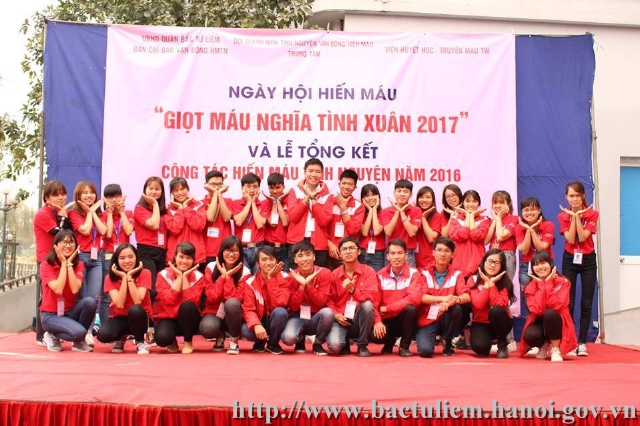 Description: Có thể là hình ảnh về 21 người, trong đó có Phương Ninh, Hải Yến Nguyễn, Lệ Hoa, Quyết Đặng Văn, Vũ Quang Chính, Đỗ Hữu Nam, Nguyễn Trưởng, Tú Nguyễn, Mít Mít và Hàn Vũ và mọi người đang cười