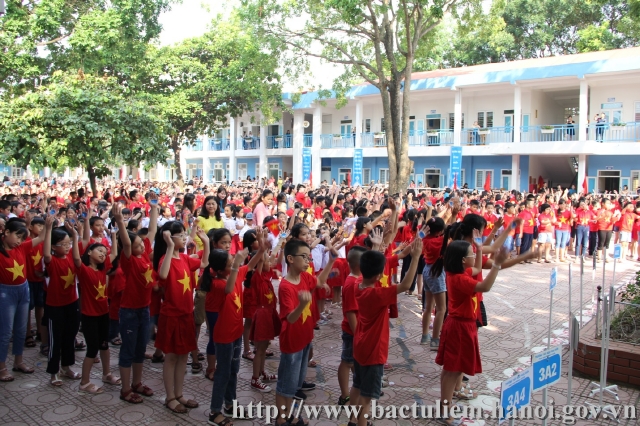 Description: C:\Users\Administrator\Pictures\2019-09-05 khai giang TH phuc diên\khai giang TH phuc diên 016.JPG