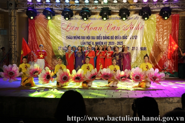 Phường Thượng Cát tổ chức liên hoan văn nghệ chào mừng Đại hội đại biểu Đảng bộ quận Bắc Từ Liêm lần thứ II, nhiệm kỳ 2020-2025 và kỷ niệm Ngày Thương binh Liệt sỹ 27/7