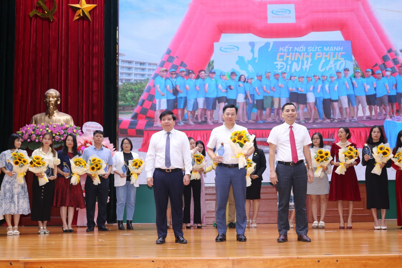 Bắc Từ Liêm: Biểu dương Doanh nghiệp vì người Lao động năm 2024